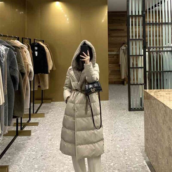 2021 new autumn winter lp down jacket female loro white goose mink hat detachable bread, Black
2021 new autumn winter lp down jacket female loro white goose mink hat detachable bread, Black