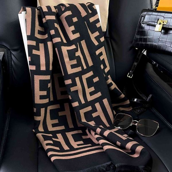 the new design south korea dongdamen new double-sided cashmere letter scarf, feminine versatile, thickened warm shawl in autumn and winter, Blue;gray
the new design south korea dongdamen new double-sided cashmere letter scarf, feminine versatile, thickened warm shawl in autumn and winter, Blue;gray