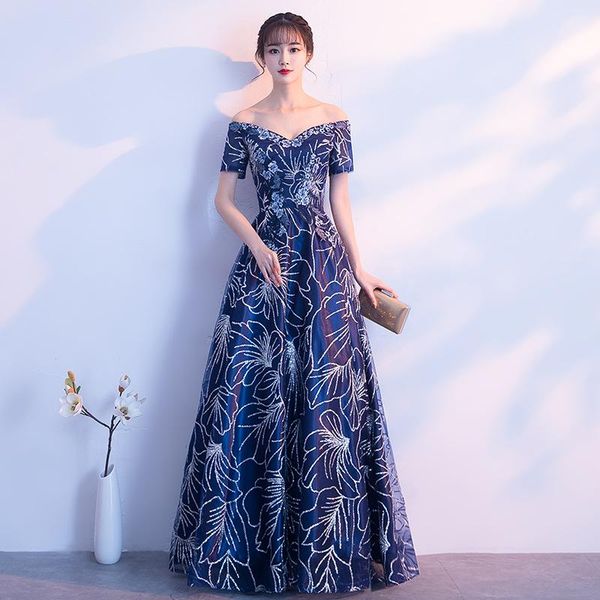 exquisite flower appliques trim banquet gown women elegant off shoulder formal party dress v-neck long prom dresses ethnic clothing, Red
exquisite flower appliques trim banquet gown women elegant off shoulder formal party dress v-neck long prom dresses ethnic clothing, Red
