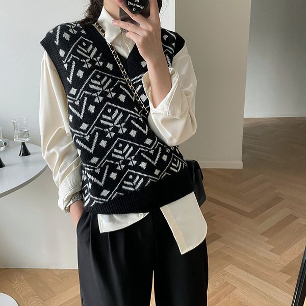 women's sweaters women sweater vest girls v neck without sleeves korean female casual chic b730 j1sa, White;black
women's sweaters women sweater vest girls v neck without sleeves korean female casual chic b730 j1sa, White;black