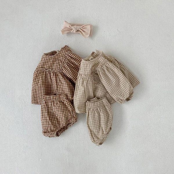 clothing sets baby girls clothes set summer spring plaid infant puff sleeve blouse and bloomer 2 pcs toddler suit, White
clothing sets baby girls clothes set summer spring plaid infant puff sleeve blouse and bloomer 2 pcs toddler suit, White