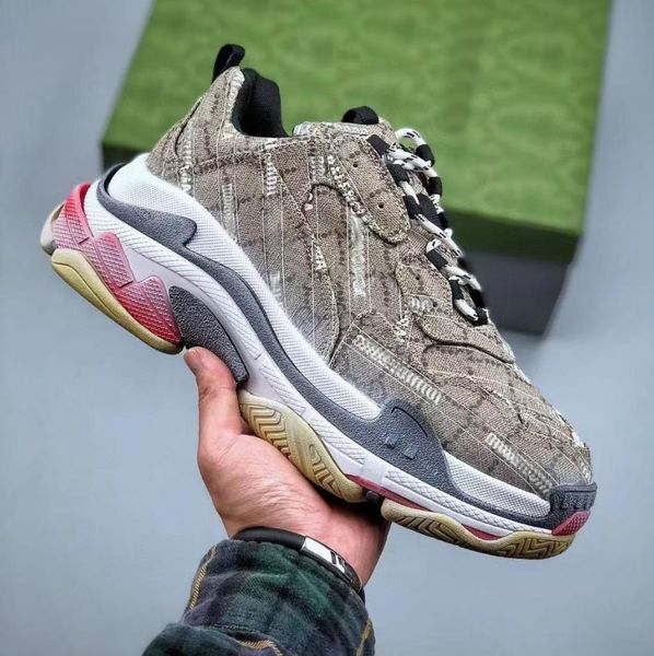 desigers 2022 the hacker project triple-s shoes men women shoes beige ebony gold multi color mens platform mesh leather luxury trainers casu
desigers 2022 the hacker project triple-s shoes men women shoes beige ebony gold multi color mens platform mesh leather luxury trainers casu