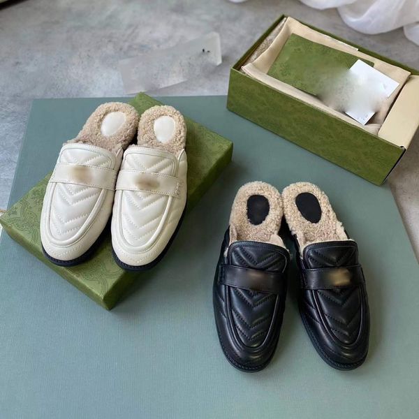 new wool muller shoes with horse rank buckle, shoes, sheepskin flat bottomed round head over foot single shoes, women, Black
new wool muller shoes with horse rank buckle, shoes, sheepskin flat bottomed round head over foot single shoes, women, Black