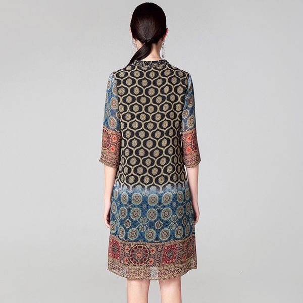 capris vintage 2021 spring summer style woman v-neck beading ethnic print 3/4 sleeve knee-length straight oversize femme, Black;gray 
capris vintage 2021 spring summer style woman v-neck beading ethnic print 3/4 sleeve knee-length straight oversize femme, Black;gray