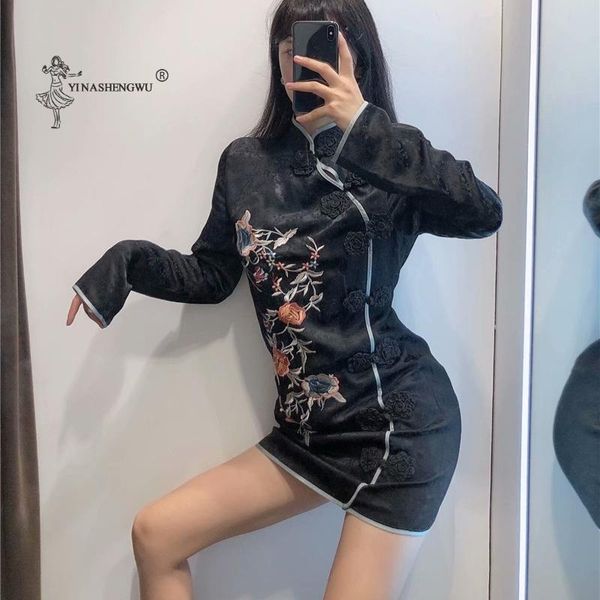 women chinese style cheongsam flower embroidery jacquard mini dress female long sleeve the fashion slim buckles ethnic clothing, Red
women chinese style cheongsam flower embroidery jacquard mini dress female long sleeve the fashion slim buckles ethnic clothing, Red