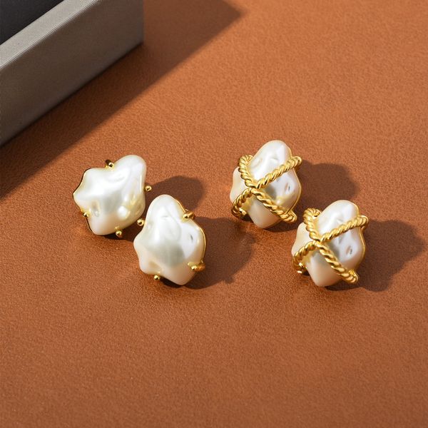 new arrival 18k irregular pearl stud classic designer earrings for fashion women party jewelry gift, Golden;silver
new arrival 18k irregular pearl stud classic designer earrings for fashion women party jewelry gift, Golden;silver