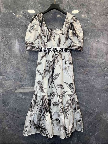 capris 100%cotton 2021 summer style women square collar vintage print short sleeve mid-calf length white green, Black;gray
capris 100%cotton 2021 summer style women square collar vintage print short sleeve mid-calf length white green, Black;gray