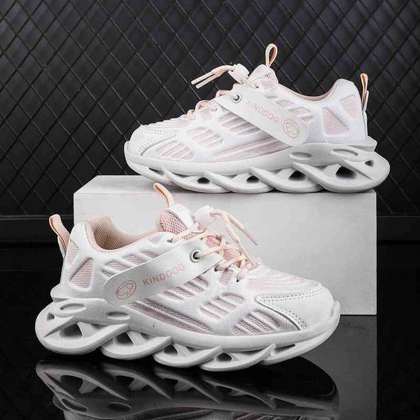 children's 2021 spring sports shoes boys' running middle school girls' leisure tennis shoes, Black;red
children's 2021 spring sports shoes boys' running middle school girls' leisure tennis shoes, Black;red