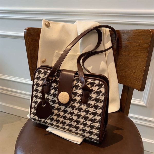 designer dinner bagqianniaoge bag korean autumn and winter fashion texture armpit tote bag 2021 minority commuting shoulder
designer dinner bagqianniaoge bag korean autumn and winter fashion texture armpit tote bag 2021 minority commuting shoulder