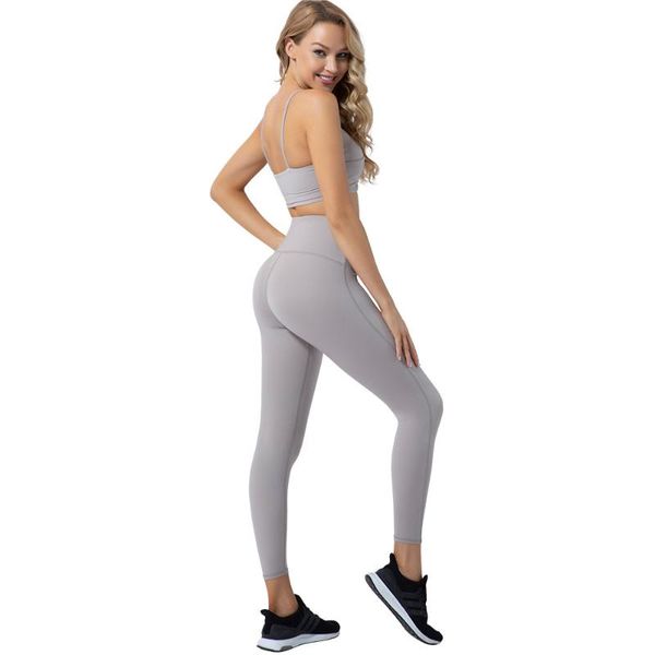 yoga outfit fashion style ins summer women's quick-drying sportswear gym running suit two-piece set workout leggings
yoga outfit fashion style ins summer women's quick-drying sportswear gym running suit two-piece set workout leggings