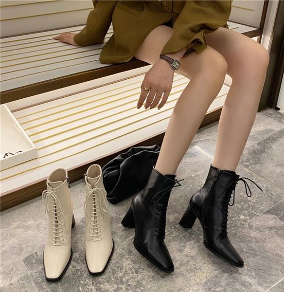 boots autumn and winter 2021 lace up square head thick heel middle short versatile high tube single, Black
boots autumn and winter 2021 lace up square head thick heel middle short versatile high tube single, Black