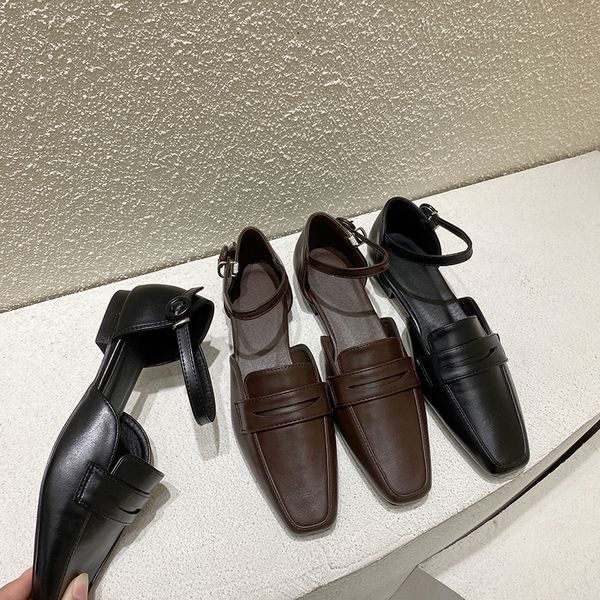 new women sandals square toe ladies shoes causal thick low heel female sandals fashion british style flats slides woman sandals, Black
new women sandals square toe ladies shoes causal thick low heel female sandals fashion british style flats slides woman sandals, Black