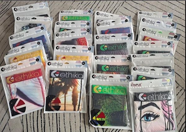 202new ethika designer men underpants boxers cotton mixed 12 color breathable letter underwear men shorts design cuecas tight waistband size, Black;white
202new ethika designer men underpants boxers cotton mixed 12 color breathable letter underwear men shorts design cuecas tight waistband size, Black;white