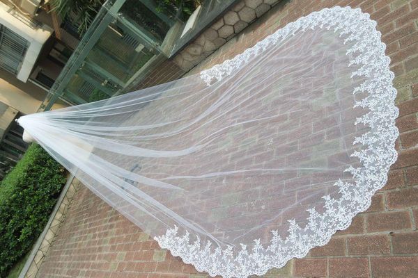 bridal veils one layer lace edge long 2 metre width 3 length cathedral wedding veil accessories, Black
bridal veils one layer lace edge long 2 metre width 3 length cathedral wedding veil accessories, Black