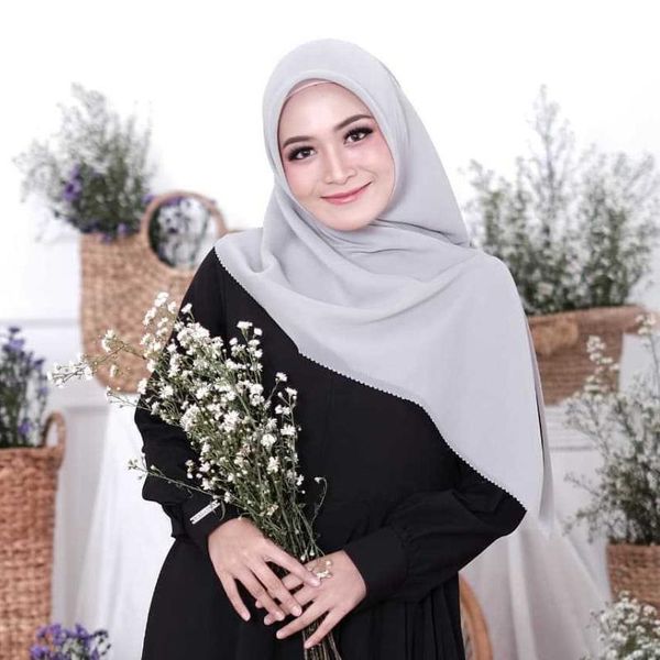 scarves 110*110cm women muslim crinkle hijab scarf femme musulman soft cotton headscarf islamic shawls and wraps wholesale price, Blue;gray
scarves 110*110cm women muslim crinkle hijab scarf femme musulman soft cotton headscarf islamic shawls and wraps wholesale price, Blue;gray