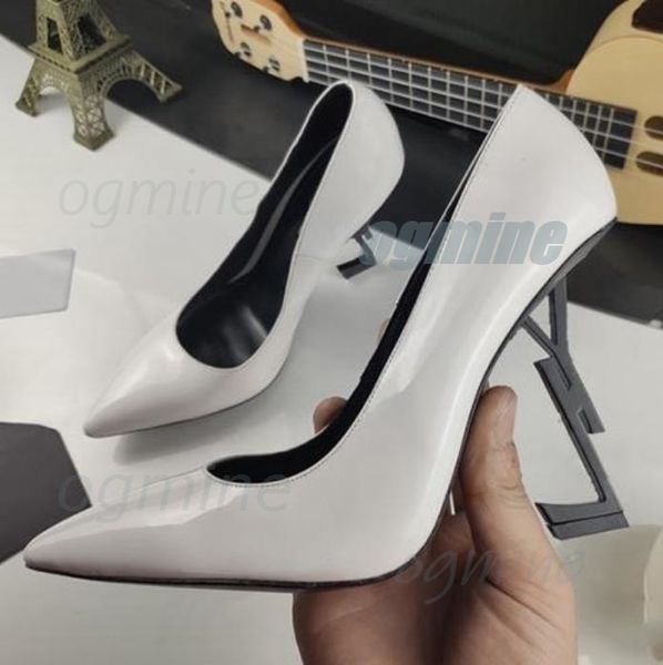 2021 classic women shoes sandals fashion beach alphabet heels bottom dress shoe lady sandal leather suede high heel slide 2fny#, Black
2021 classic women shoes sandals fashion beach alphabet heels bottom dress shoe lady sandal leather suede high heel slide 2fny#, Black