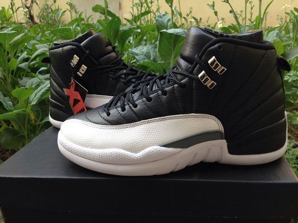 High Version jumpman 12 Basketball Shoes black and white XII Real Carbon standard Fashion Trainers Ship With box, Black white
High Version jumpman 12 Basketball Shoes black and white XII Real Carbon standard Fashion Trainers Ship With box, Black white