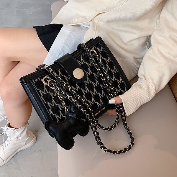 daily bag all-match womens shoulder underarm bag womens 2021 popular new trendy fashion trending crossbody western style small square bag
daily bag all-match womens shoulder underarm bag womens 2021 popular new trendy fashion trending crossbody western style small square bag