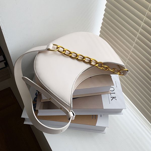 half-moon design pu leather crossbody bags for women 2021 simple sold color ladies beautiful fashion shoulder handbags l003
half-moon design pu leather crossbody bags for women 2021 simple sold color ladies beautiful fashion shoulder handbags l003