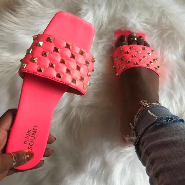 slippers 2021 summer woman's flat sandals open toe solid color beach shoes rivet plus size 41, Black
slippers 2021 summer woman's flat sandals open toe solid color beach shoes rivet plus size 41, Black