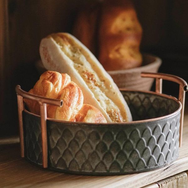 dishes & plates european retro metal plate with handles handcrafted round vintage storage fruits bread tray home decoration garden restauran
dishes & plates european retro metal plate with handles handcrafted round vintage storage fruits bread tray home decoration garden restauran