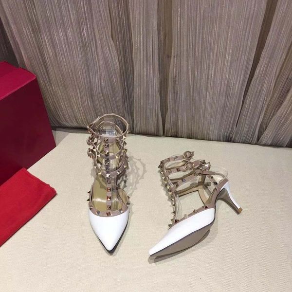 classic fashion slides sandals lady summer sandals designer metal buckle large size leather thick bottom high heeled women shoe bagshoe1978, Black
classic fashion slides sandals lady summer sandals designer metal buckle large size leather thick bottom high heeled women shoe bagshoe1978, Black