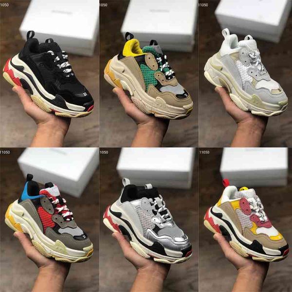 paris triple-s shoes vintage kids boy girl youth childrens old dad sneakers black white red thick-soled flat trainers
paris triple-s shoes vintage kids boy girl youth childrens old dad sneakers black white red thick-soled flat trainers