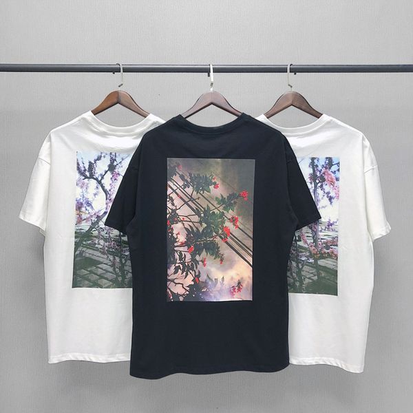 essentials t shirt tested double pair of thread god fog flower short sleeve printed gaojiechao couple, White
essentials t shirt tested double pair of thread god fog flower short sleeve printed gaojiechao couple, White