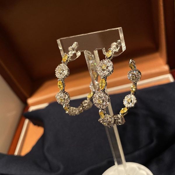hoop & huggie c-ring earrings for women's s925 high-quality crystal ring temperament retro trend online celebrity jewelry gift, Golden;silver
hoop & huggie c-ring earrings for women's s925 high-quality crystal ring temperament retro trend online celebrity jewelry gift, Golden;silver