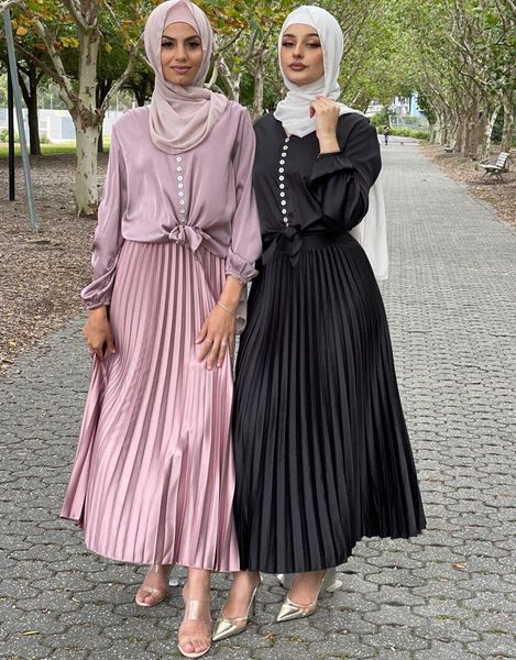 donsignet stylish arabian women long skirt creasing large swing malay muslim skirts fashion black
donsignet stylish arabian women long skirt creasing large swing malay muslim skirts fashion black