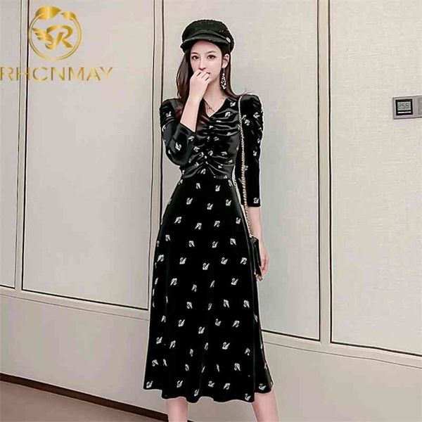 autumn and winter women's european american style printing long-sleeved temperament v-neck velvet dress 210520, Black;gray
autumn and winter women's european american style printing long-sleeved temperament v-neck velvet dress 210520, Black;gray