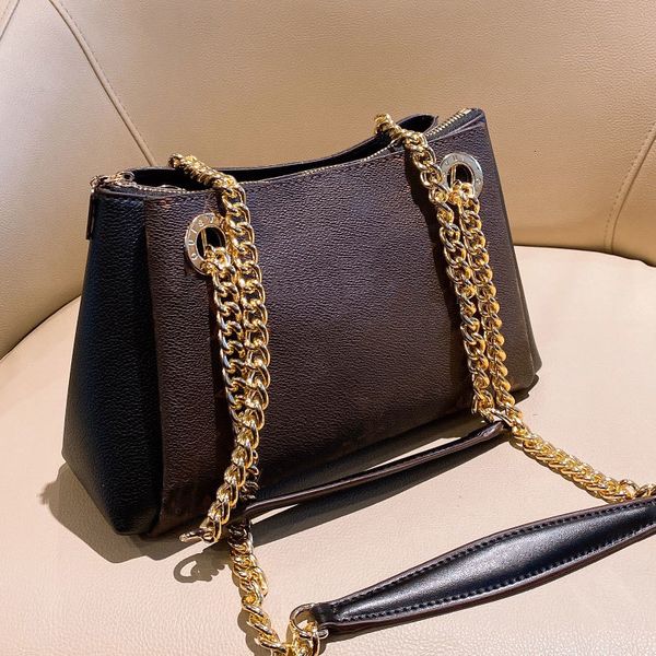 chain crossbody bag handbags women purse fashion genuine leather patchwork color letter retro zipper three layers, Red;black
chain crossbody bag handbags women purse fashion genuine leather patchwork color letter retro zipper three layers, Red;black