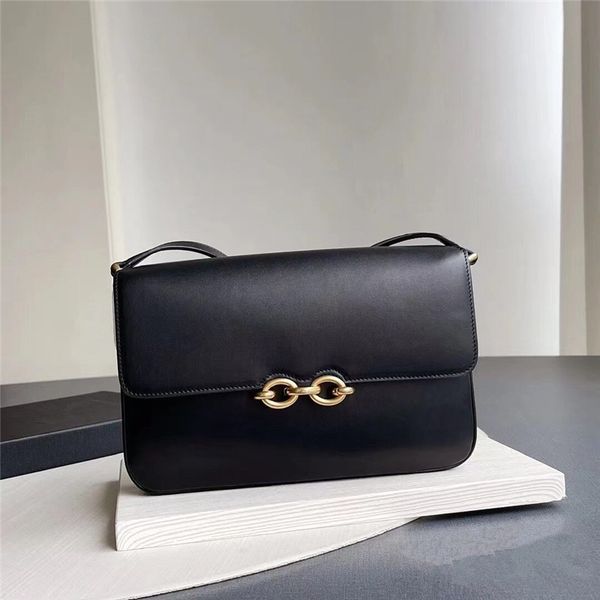 factory outlet design head layer calfskin black cross pig nose small square smooth leather chain buckle flip shoulder bag
factory outlet design head layer calfskin black cross pig nose small square smooth leather chain buckle flip shoulder bag