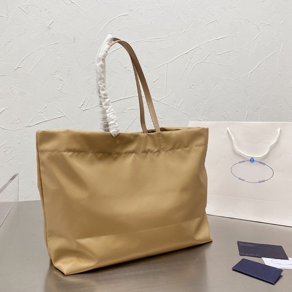 designer large-capacity shopping bag trend solid handbag color black blue khaki high-quality shoulder bags
designer large-capacity shopping bag trend solid handbag color black blue khaki high-quality shoulder bags
