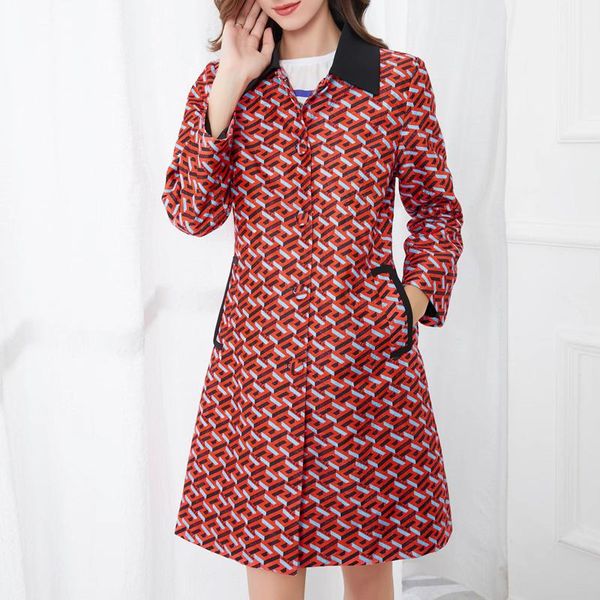 women's trench coats 2021 fall runway style retro print long sleeve pocket single breasted loose coat jacket ladies, Tan;black
women's trench coats 2021 fall runway style retro print long sleeve pocket single breasted loose coat jacket ladies, Tan;black