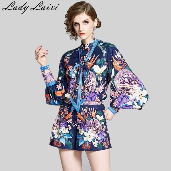 summer runway designer vintage floral printed 2 piece set women lantern sleeve bow blouse and shorts elegant holiday sets 210529, White
summer runway designer vintage floral printed 2 piece set women lantern sleeve bow blouse and shorts elegant holiday sets 210529, White