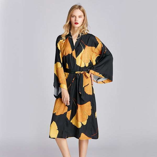 silk nightgown nightrobe spring summer flower printed long sleeve dressing gown homewear pajamas casual soft bathrobe women's sleepwear, Black;red
silk nightgown nightrobe spring summer flower printed long sleeve dressing gown homewear pajamas casual soft bathrobe women's sleepwear, Black;red