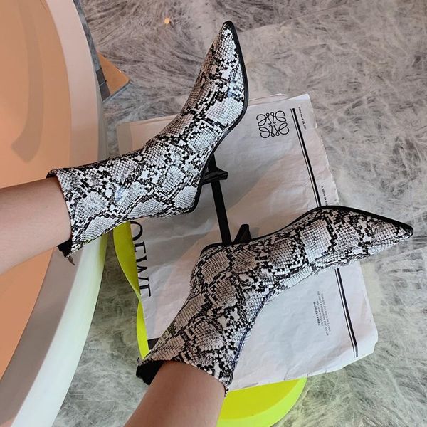 boots women shoes 2021 winter high heels fashion gladiator pu leather zipper designer goth dress party pumps lady, Black
boots women shoes 2021 winter high heels fashion gladiator pu leather zipper designer goth dress party pumps lady, Black