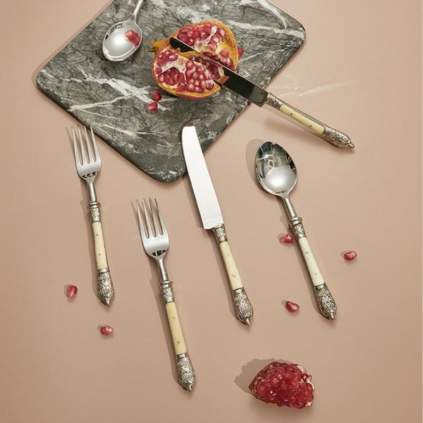 european luxury knife fork spoon set stainless steel vintage kitchen zero waste eco friendly tableware couverts de table jq dinnerware sets
european luxury knife fork spoon set stainless steel vintage kitchen zero waste eco friendly tableware couverts de table jq dinnerware sets