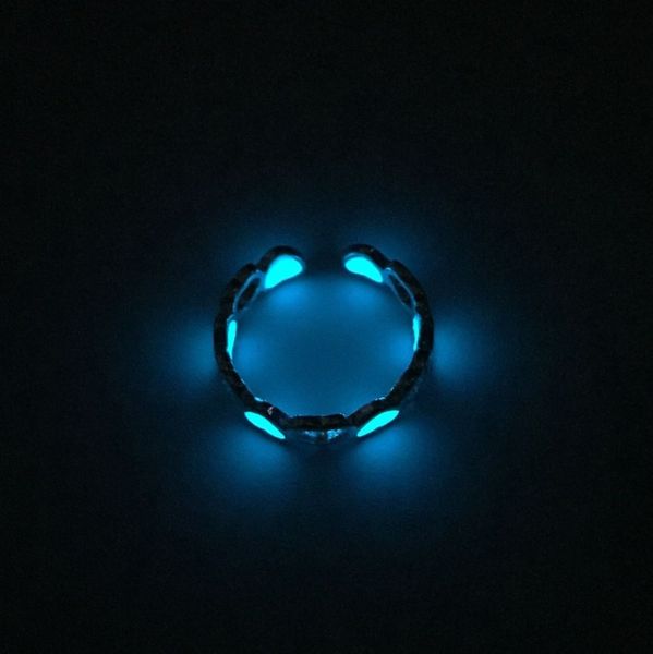 factory wholesale luminous peach heart luminous love personalized ring creative silver hand jewelry popular fashion xmas gift
factory wholesale luminous peach heart luminous love personalized ring creative silver hand jewelry popular fashion xmas gift