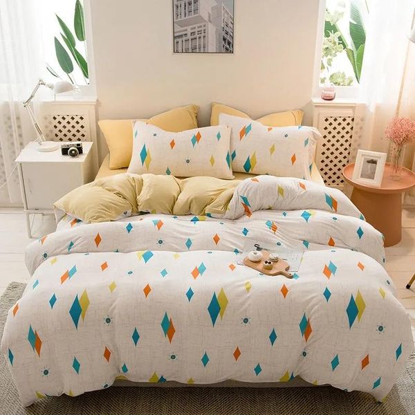 bedding sets cartoon pattern printing bedclothes simple fashion geometric stripes bed sheet duvet cover 3/4pcs set
bedding sets cartoon pattern printing bedclothes simple fashion geometric stripes bed sheet duvet cover 3/4pcs set