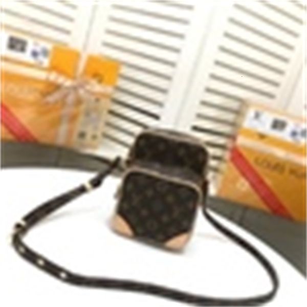 m45236 camera bag men messenger crossbody bags shoulder bags business bags pouches 1f7g, Red;black
m45236 camera bag men messenger crossbody bags shoulder bags business bags pouches 1f7g, Red;black