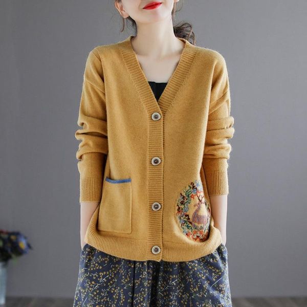 women's knits & tees 2021 autumn cored yarn cardigan short jacket ladies loose retro literary jacquard knitted long-sleeved top, White
women's knits & tees 2021 autumn cored yarn cardigan short jacket ladies loose retro literary jacquard knitted long-sleeved top, White