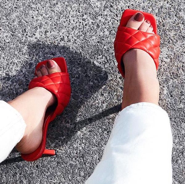 slippers marian sqaure toe red quilted mule heels shoe black pu high heel shoes women sandals sliper woman zapatos mujer white blue
slippers marian sqaure toe red quilted mule heels shoe black pu high heel shoes women sandals sliper woman zapatos mujer white blue