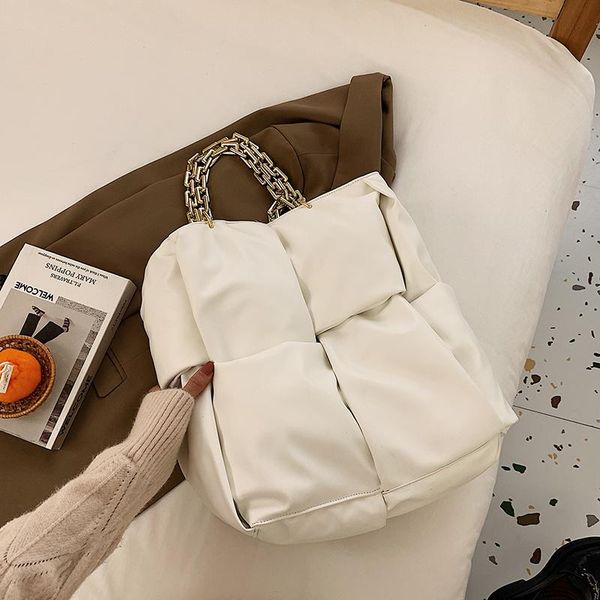 evening bags thick chain large tote armpit bag 2021 pu leather women's designer handbag capacity weave shoulder
evening bags thick chain large tote armpit bag 2021 pu leather women's designer handbag capacity weave shoulder