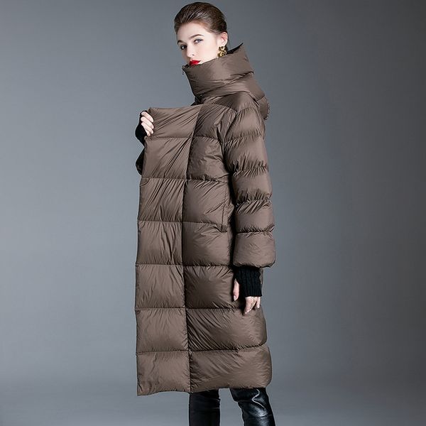 2021 autumn new women's middle and long knee loose hooded thickened white duck down bread jacket winter fashion, Black
2021 autumn new women's middle and long knee loose hooded thickened white duck down bread jacket winter fashion, Black