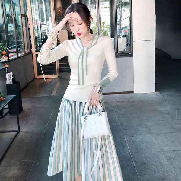 two piece dress women's knitted pullover and long skirt, a 2-piece set composed of pullover shiny skirt, White
two piece dress women's knitted pullover and long skirt, a 2-piece set composed of pullover shiny skirt, White