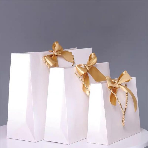 10pcs gift bag present paper with ribbon wedding pack box favors birthday party bags /pajamas clothes wig packaging packing
10pcs gift bag present paper with ribbon wedding pack box favors birthday party bags /pajamas clothes wig packaging packing