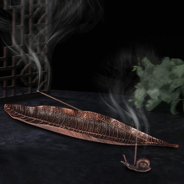 fragrance lamps retro metal bodhi leaf incense burner pattern stick creative decoration home tea house crafts
fragrance lamps retro metal bodhi leaf incense burner pattern stick creative decoration home tea house crafts