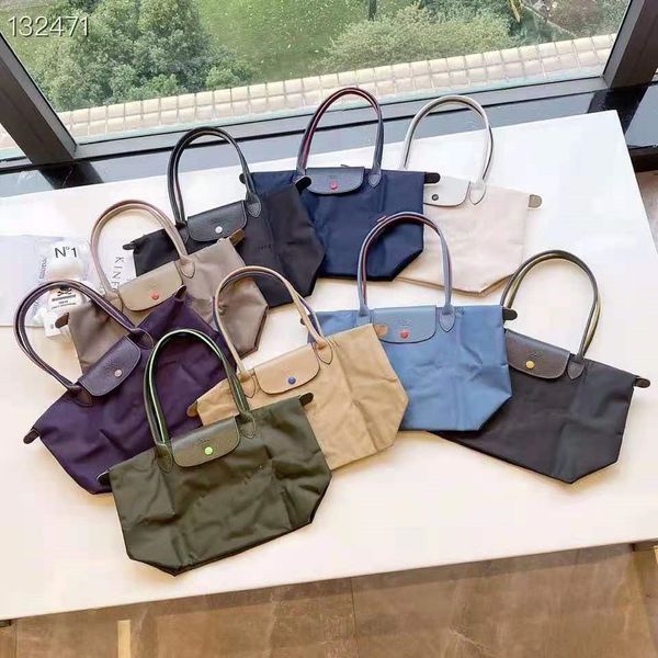 lady large-capacity handbags fashion bags paris designer handbag handmade totes
lady large-capacity handbags fashion bags paris designer handbag handmade totes